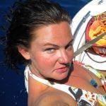 EetJeVanavondBijMij is 54 jaar oud.