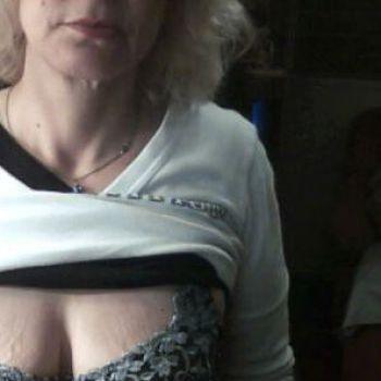 Selma44 uit maastricht (limburg)