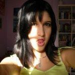 Inayayac is 29 jaar oud.